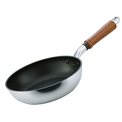 北陸アルミ フライパン 22cm 軽量 ガス火 日本製 深め 軽い 全面均一加熱 時短フライパン 丈夫 frying pan made in japan アルミ鋳物製 キャスト 熱変形に強い 木柄 木ハンドル 金属ヘラ使用 累計販売数100万枚 テフロン加工 最高級コーティング 焦げ付きにくい ジャパンクオリティ PFOAフリー センレンキャスト A-0253